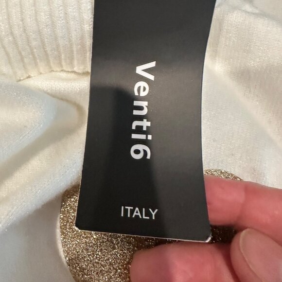 Venti6 White Turtleneck Sweater With Gold Heart Detail One Size Viscose/Elastane - Picture 4 of 9